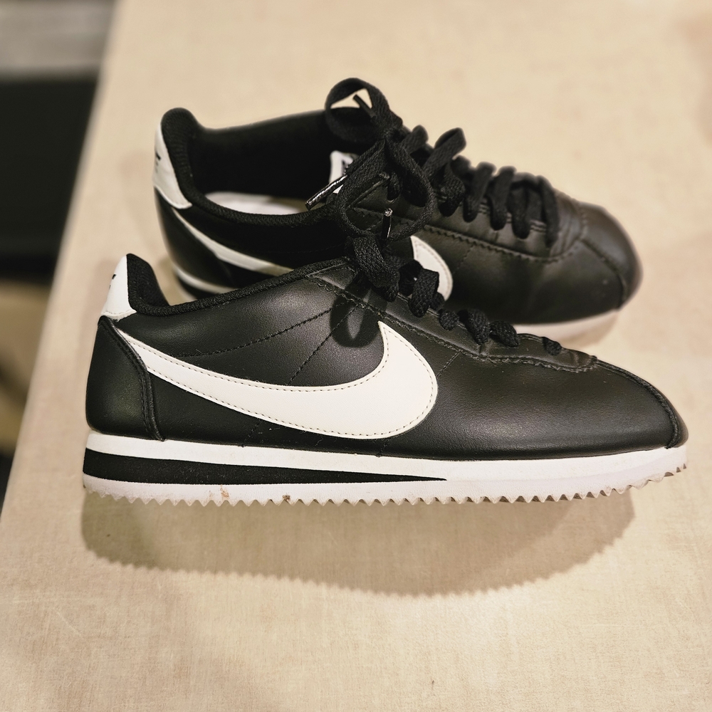 Nike Black and White Retro Runner Sneakers